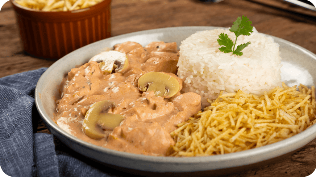 Strogonoff de Frango