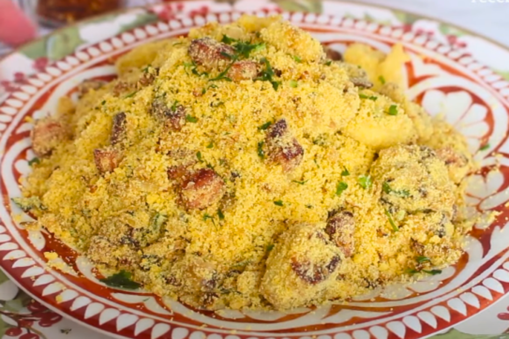 Farofa de Banana com Bacon